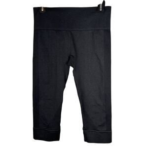 Lululemon Seamlessly Street Crop Size 8 Legging Pant 17" Black Compression